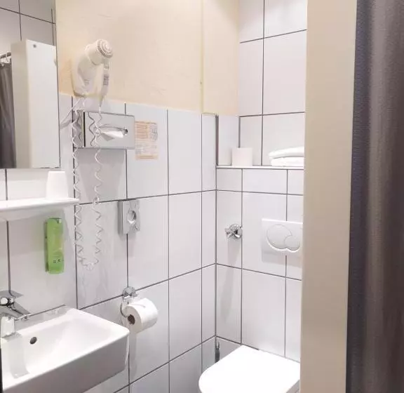 Hotelli Auf Der Bühn