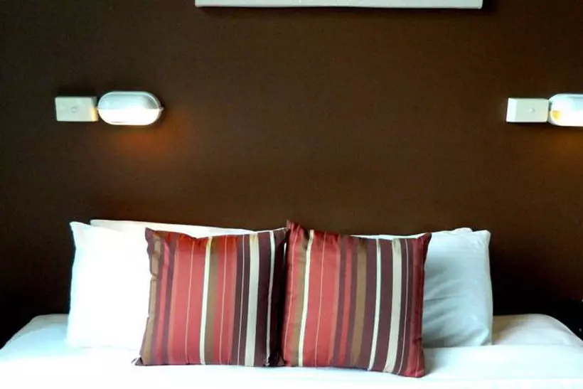 فندق صغير Urban Central Accommodation