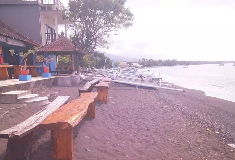 Amed Beach Resort