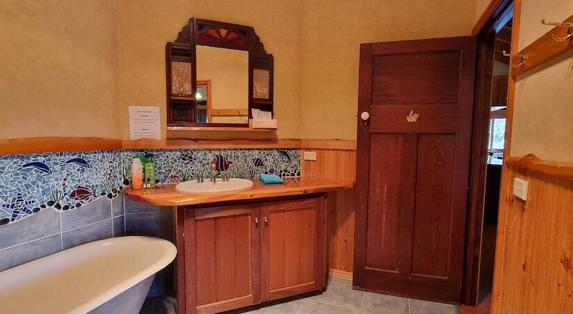 Eastern Reef Cottages