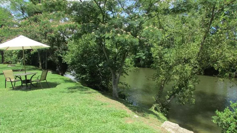 Arbors At Island Landing Hotel & Suites