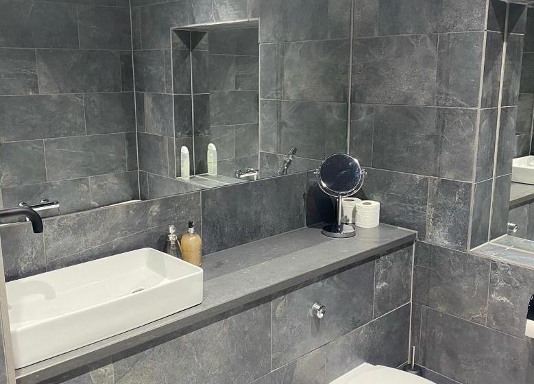 בית מלון כפרי Blazing Donkey Country