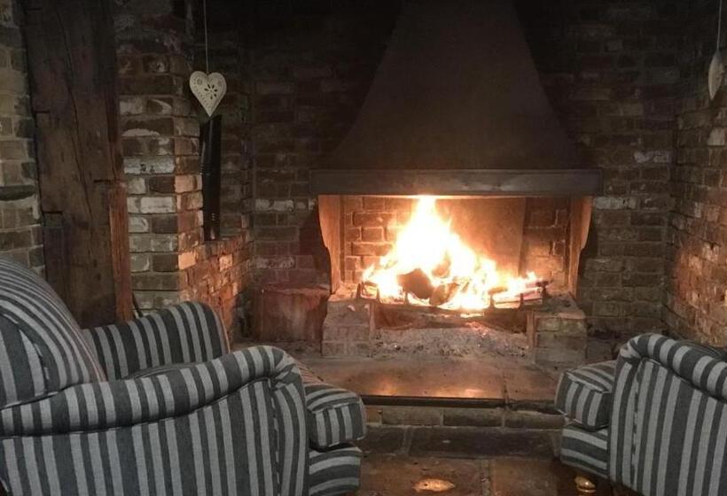 בית מלון כפרי Blazing Donkey Country