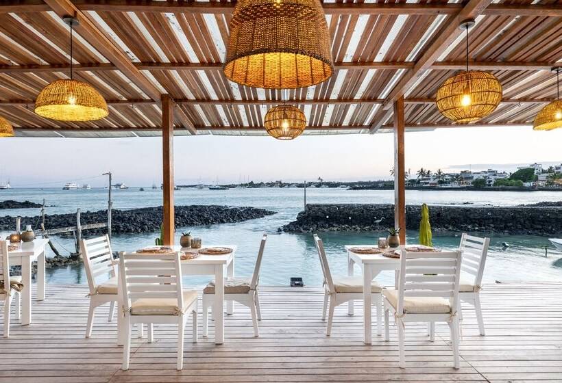 فندق Blu Galapagos Sustainable Waterfront Lodge