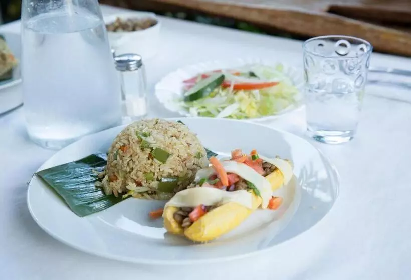 فندق Coffee Mountain Inn