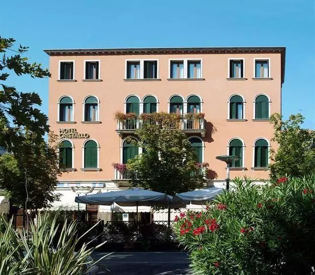 هتل Cristallo