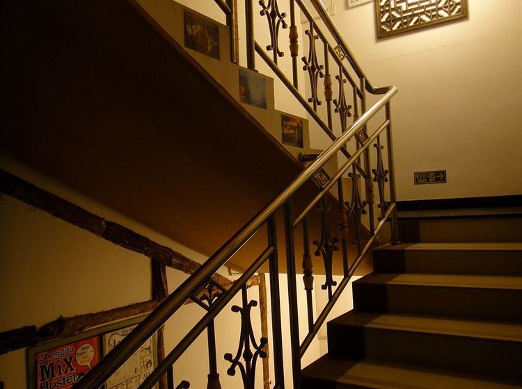 בית מלון כפרי Dengba Hostel Mt. Emei