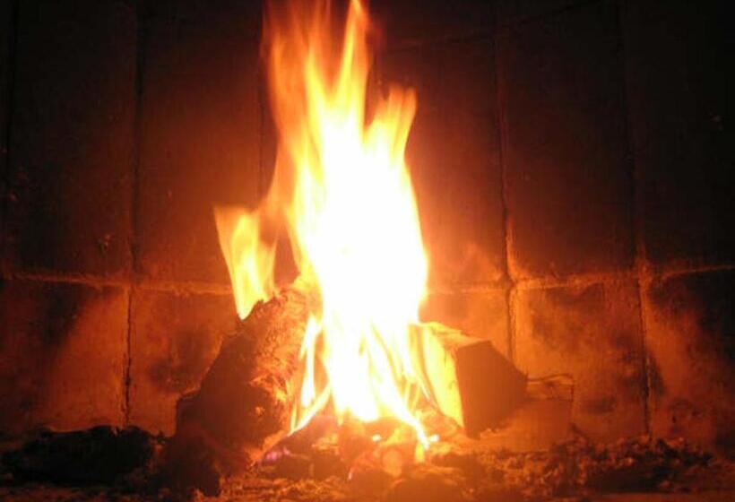 בית מלון כפרי Gammelgården