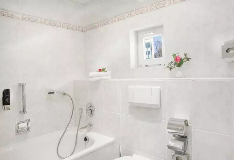 هتل Gästehaus Kaiserhof Lübeck