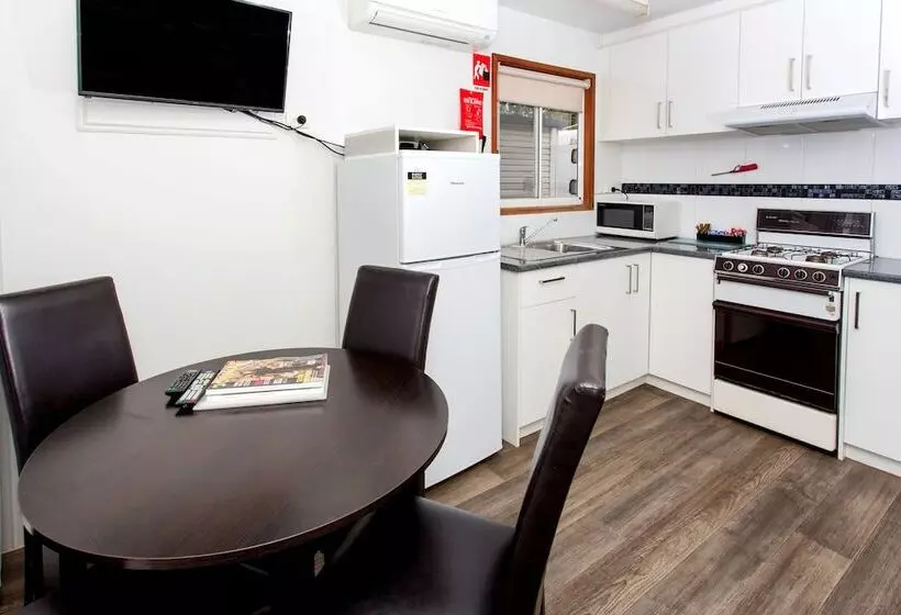 Отель Ingenia Holidays Torquay