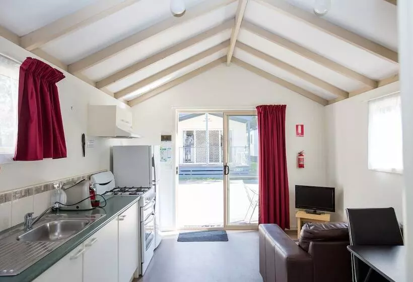 Отель Ingenia Holidays Torquay