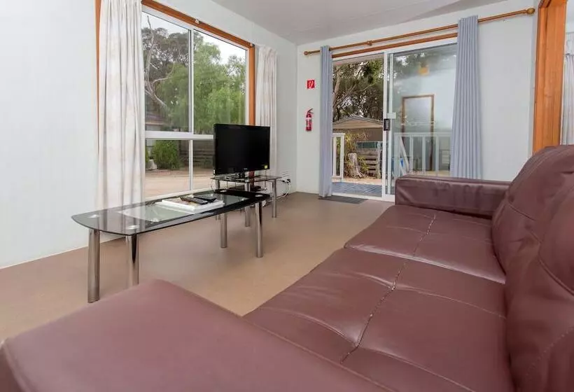 Отель Ingenia Holidays Torquay