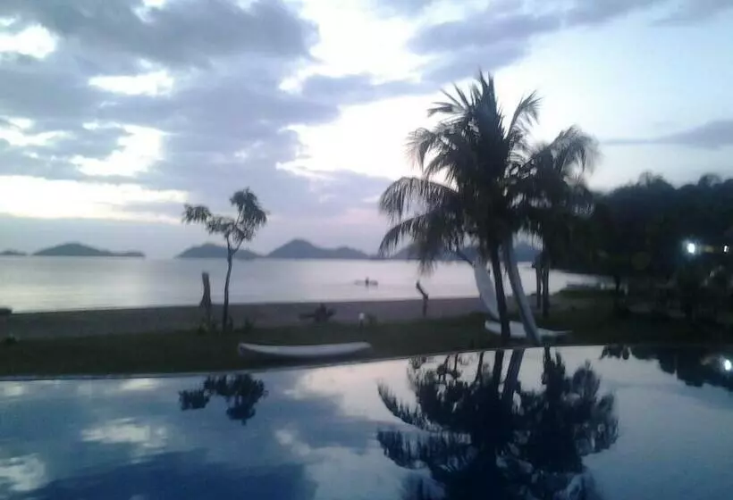 Hotel Luwansa Beach
