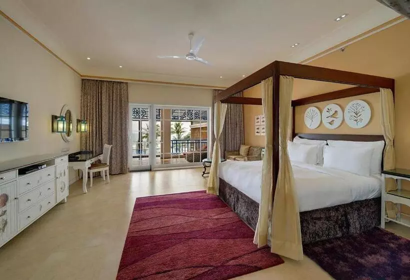 Hotel Mayfair Palm Beach Resort