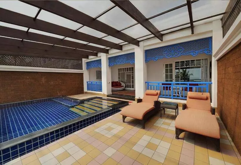 Hotel Mayfair Palm Beach Resort