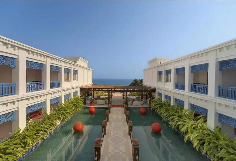 Hotel Mayfair Palm Beach Resort