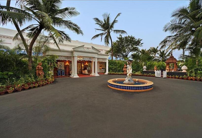 فندق Mayfair Palm Beach Resort