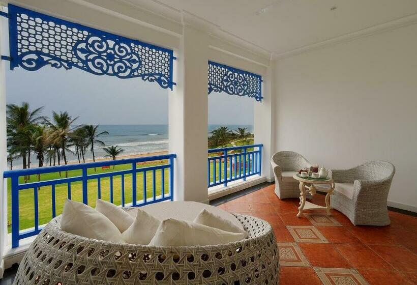 فندق Mayfair Palm Beach Resort