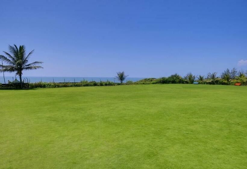 فندق Mayfair Palm Beach Resort