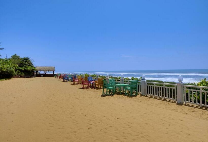 فندق Mayfair Palm Beach Resort