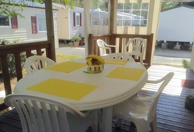 Отель Plaisirs Nature à La Pignade