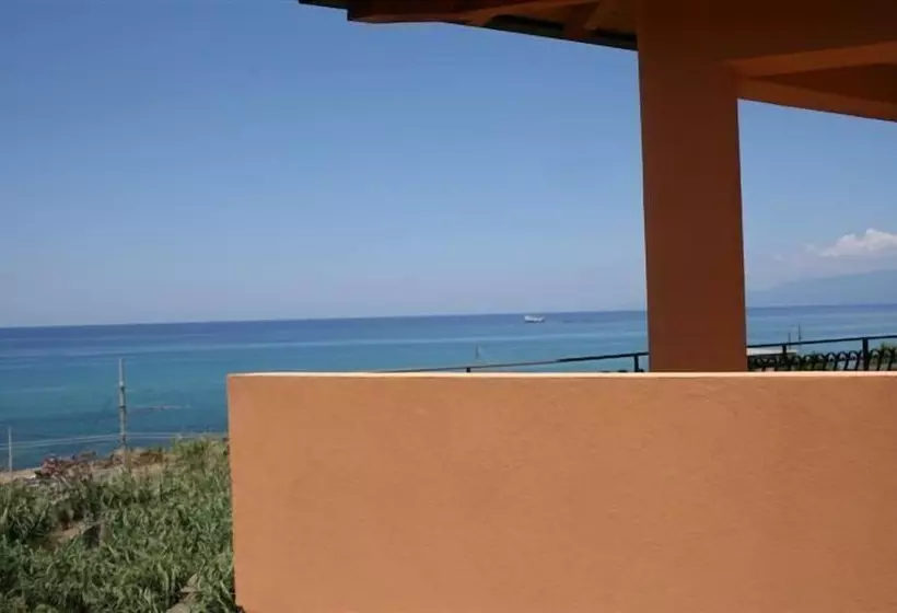 هتل Pietre Bianche