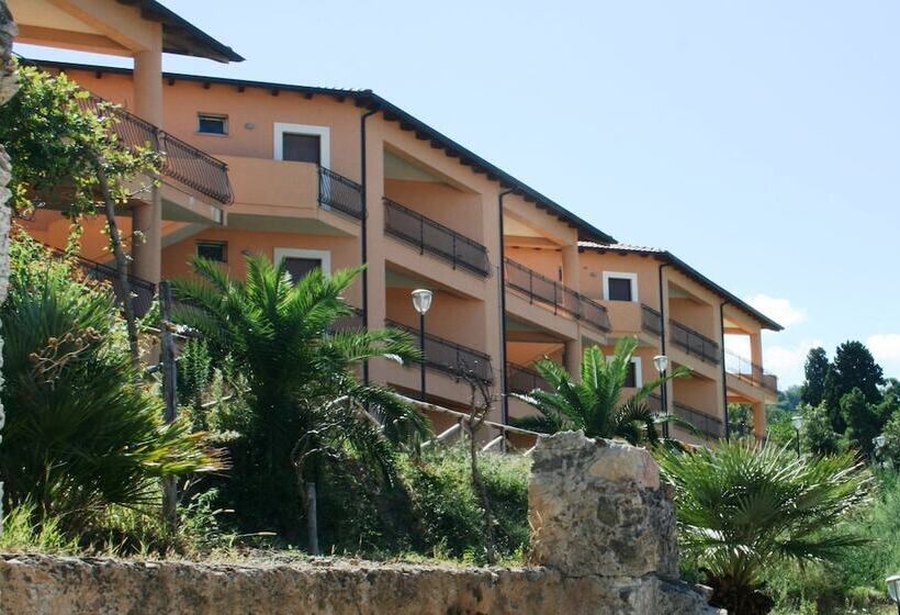 Szálloda Pietre Bianche