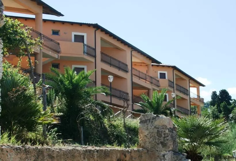 هتل Pietre Bianche