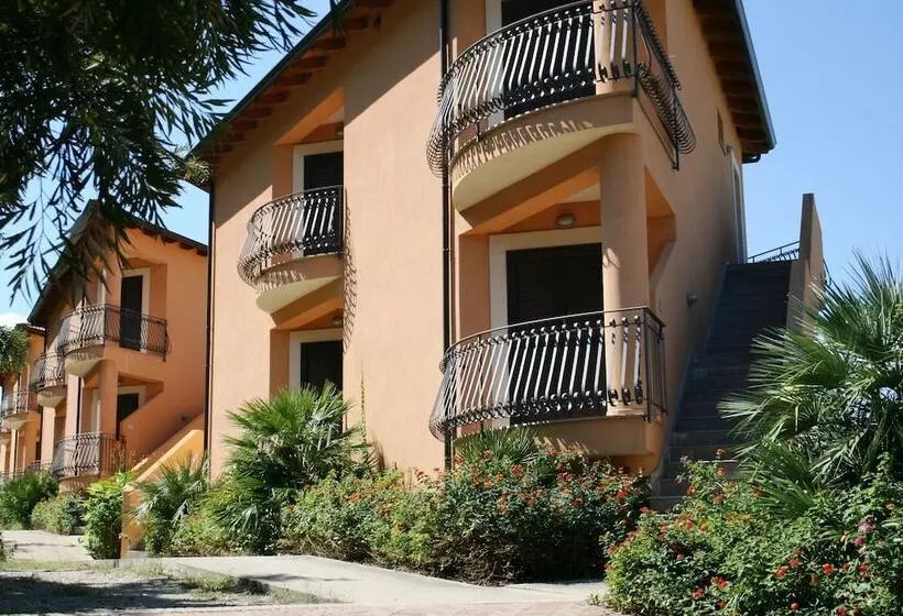 هتل Pietre Bianche