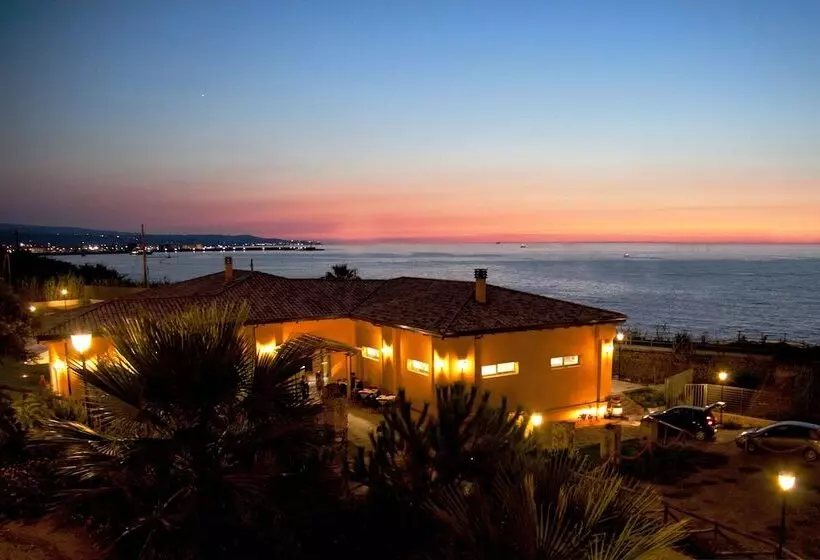 هتل Pietre Bianche