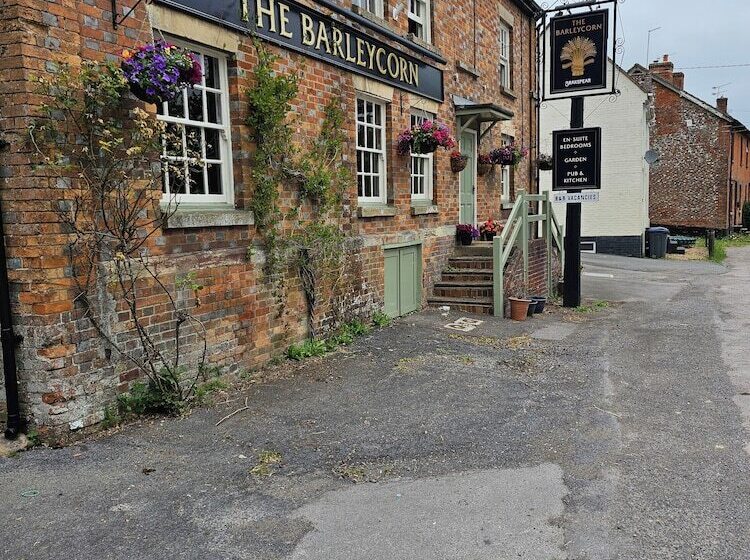 ホテル The Barleycorn