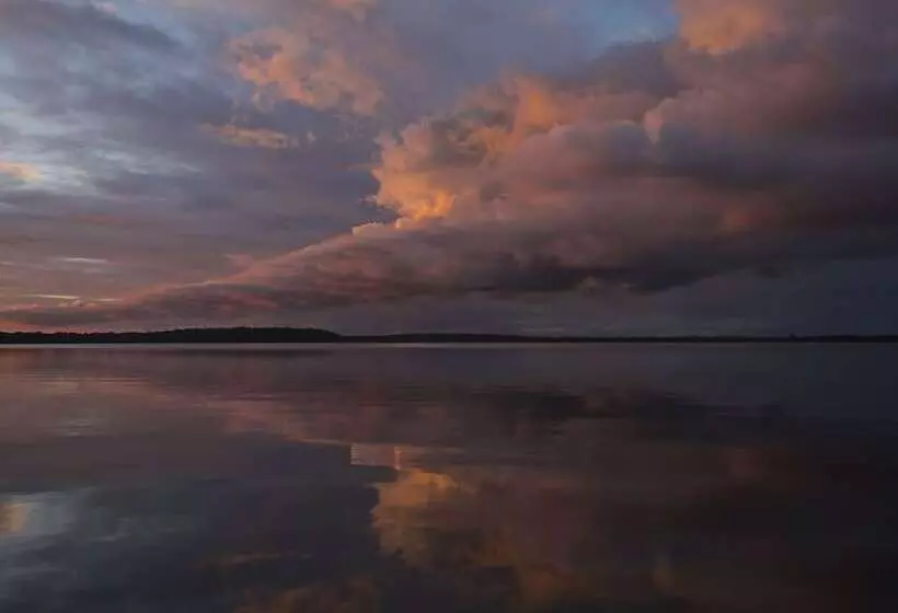 Lake Weyba Cottages Noosa