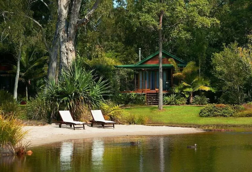 Lake Weyba Cottages Noosa