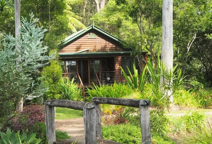 Lake Weyba Cottages Noosa