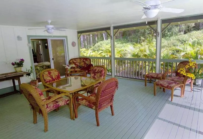 Ohia House Bed And Breakfast