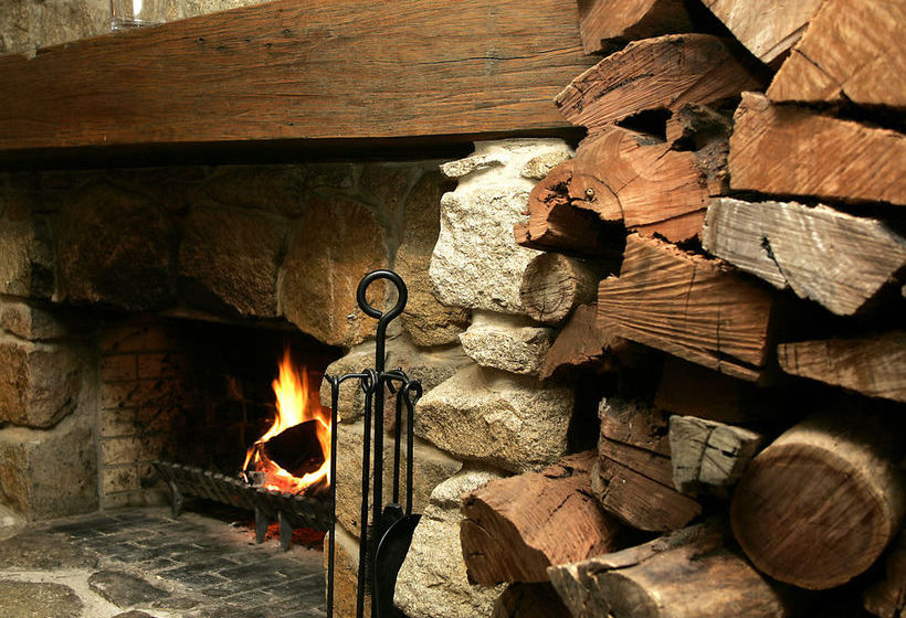 بنسيون Summit Ridge Alpine Lodge