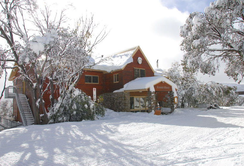 بنسيون Summit Ridge Alpine Lodge