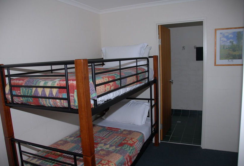 بنسيون Summit Ridge Alpine Lodge