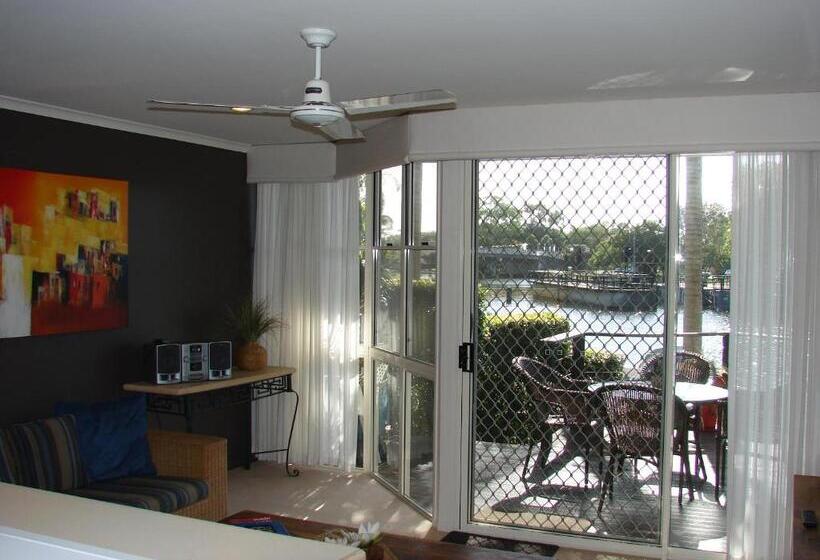 Portside Noosa Waters