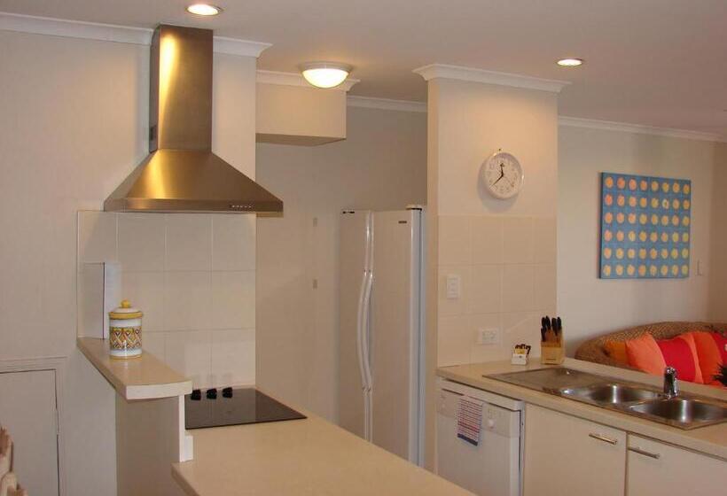 Portside Noosa Waters