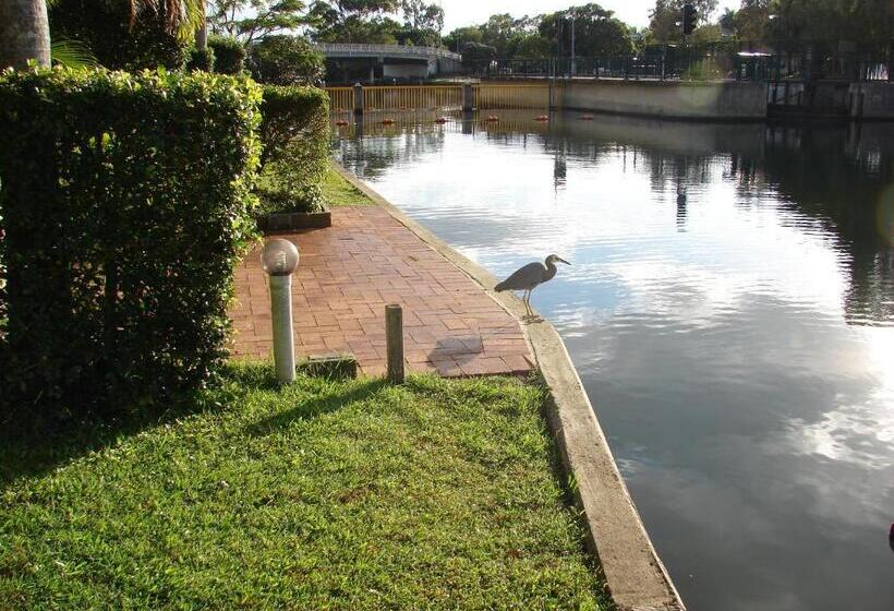 Portside Noosa Waters