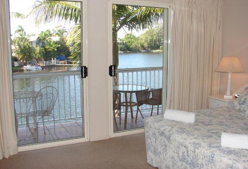 Portside Noosa Waters