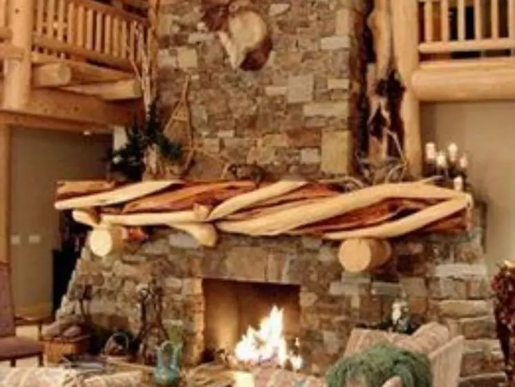 Sandy Salmon Bed & Breakfast Lodge