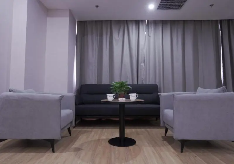 ホテル Green Tree Inn Express Weifang Zhucheng Longyuan Shangcheng