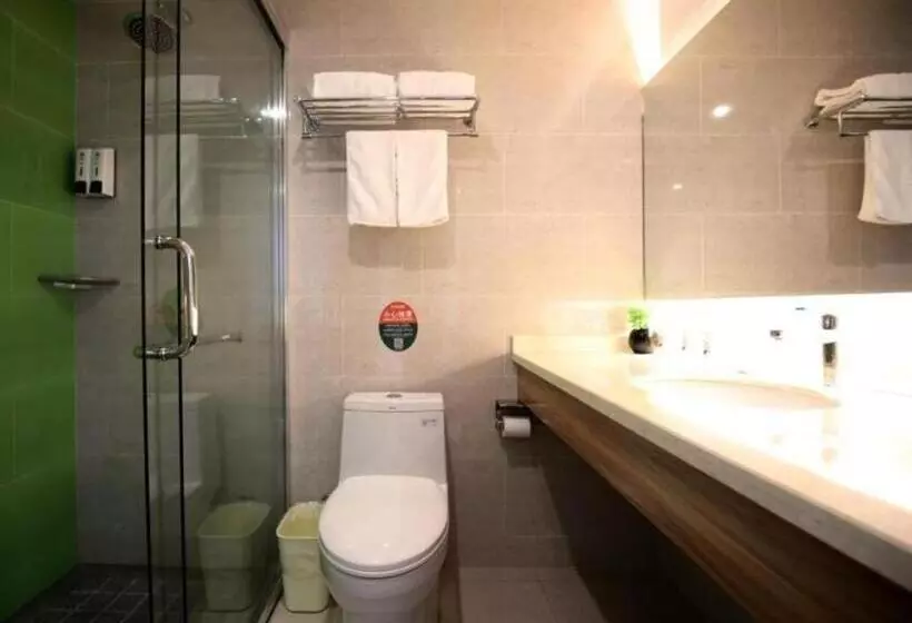 Hotelli Greentree Inn Xuancheng Jingxian Wannan First Street Express