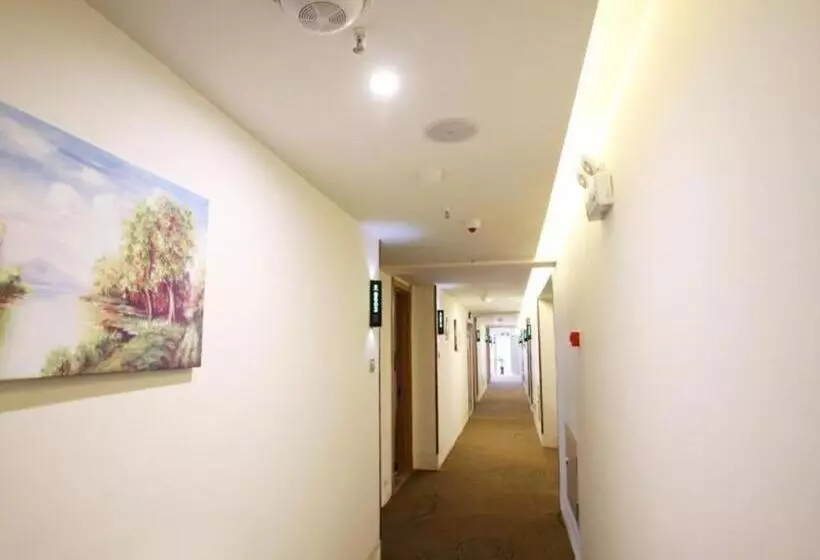 Hotelli Greentree Inn Xuancheng Jingxian Wannan First Street Express