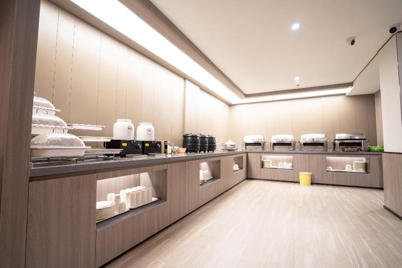 Otel Hanting  Taizhou Luqiao Passenger Terminal Center