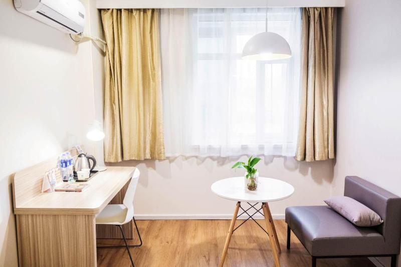 Otel Hanting  Taizhou Luqiao Passenger Terminal Center