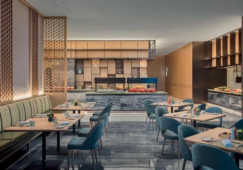 Holiday Inn & Suites Kunshan Huaqiao, An Ihg Hotel F1 Racing Preferred