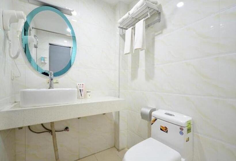 Hotel Jtour Inn Wuchang Zhongnan University Of Economics And Law